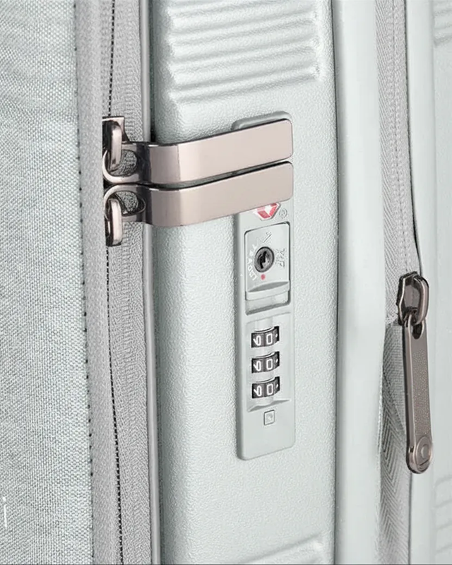 Runway Underseater Travel Luggage Value Bundle